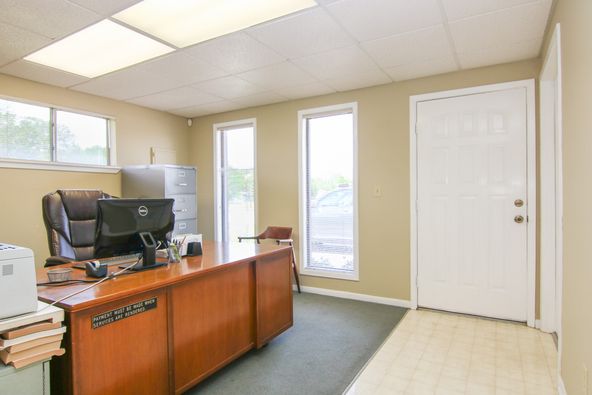 1017 W South St, Alvin, TX 77511